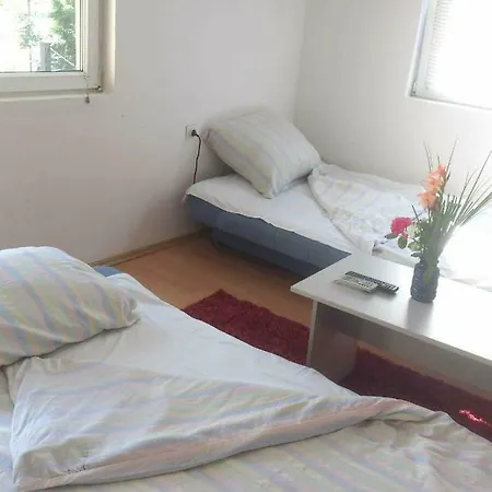 شقة Apartman Hajra توزلا